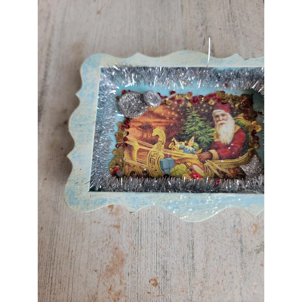 Vintage Santa Claus blue tinsel shadow box ornament Xmas Unique Home
